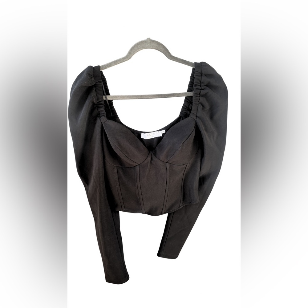 ASTR Elegant Black Apparel - Picture 3 of 5